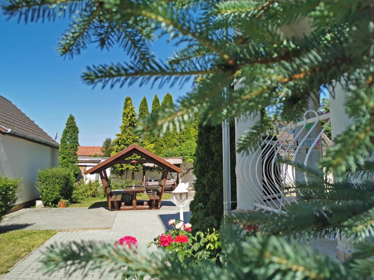 Magic Holiday Vendeghaz Hajduszoboszlo Luaran gambar